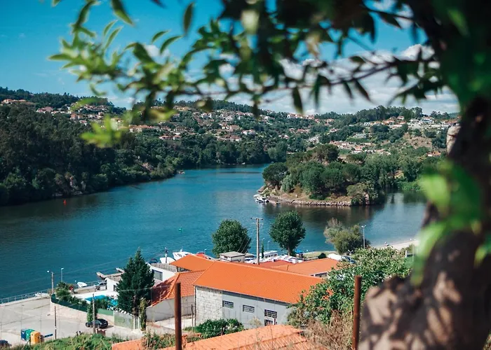 Costeira Douro * Каштелу-ди-Пайва